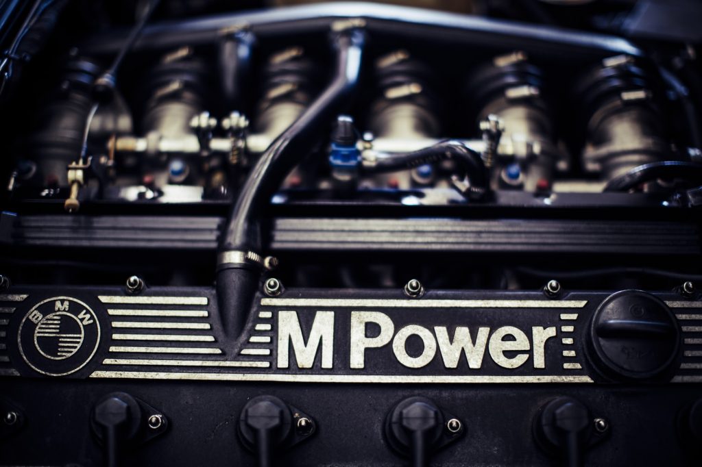 Serwis Auta Wymiana Klocków, Oleju, Tarcze Hamulcowe